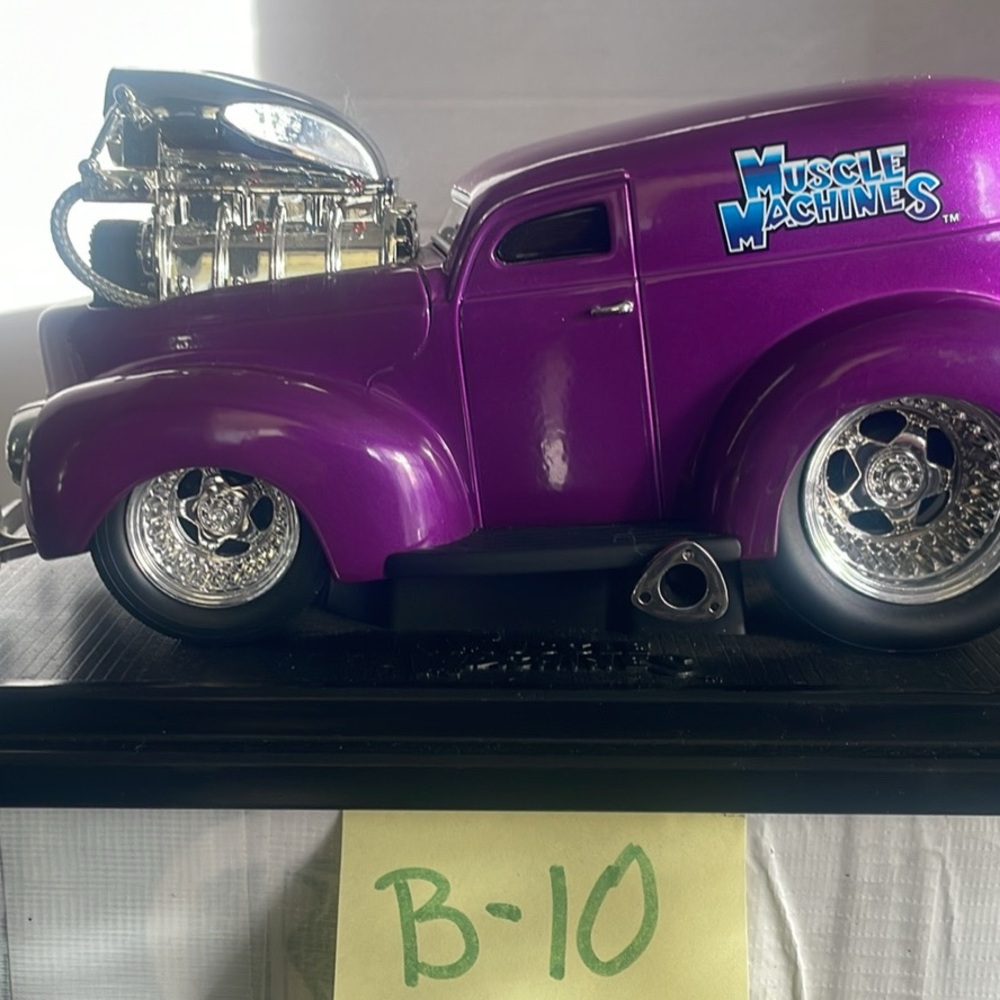 Funline Muscle Machines Toy Car